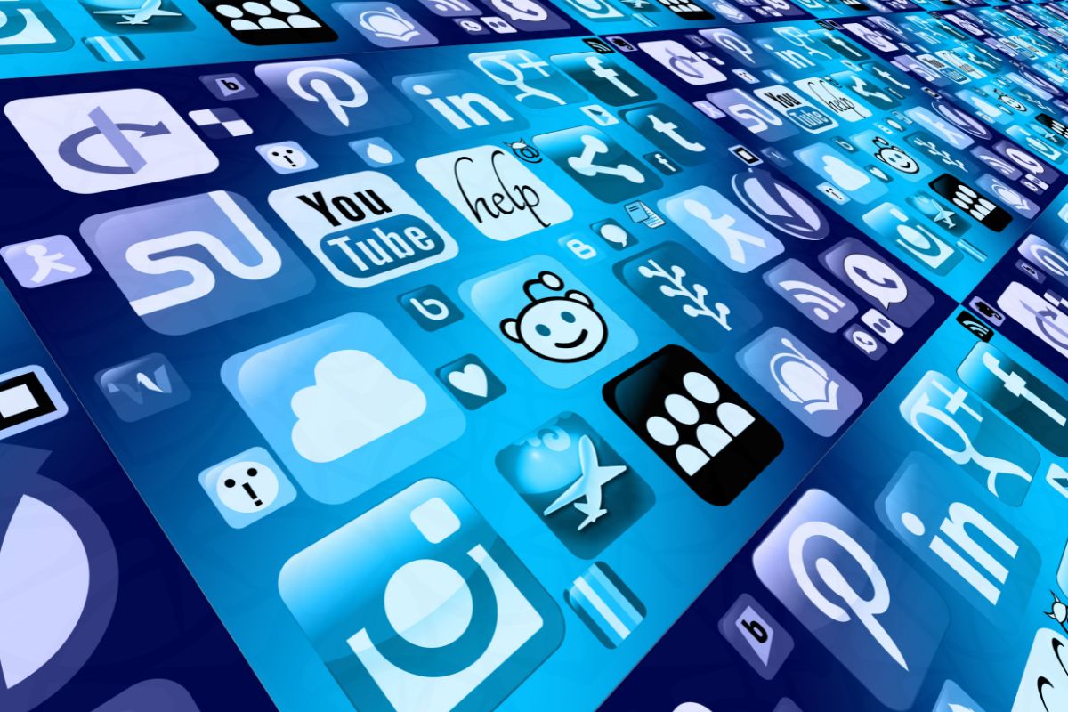 11 Apps Like Quadpay [Awesome Alternatives]